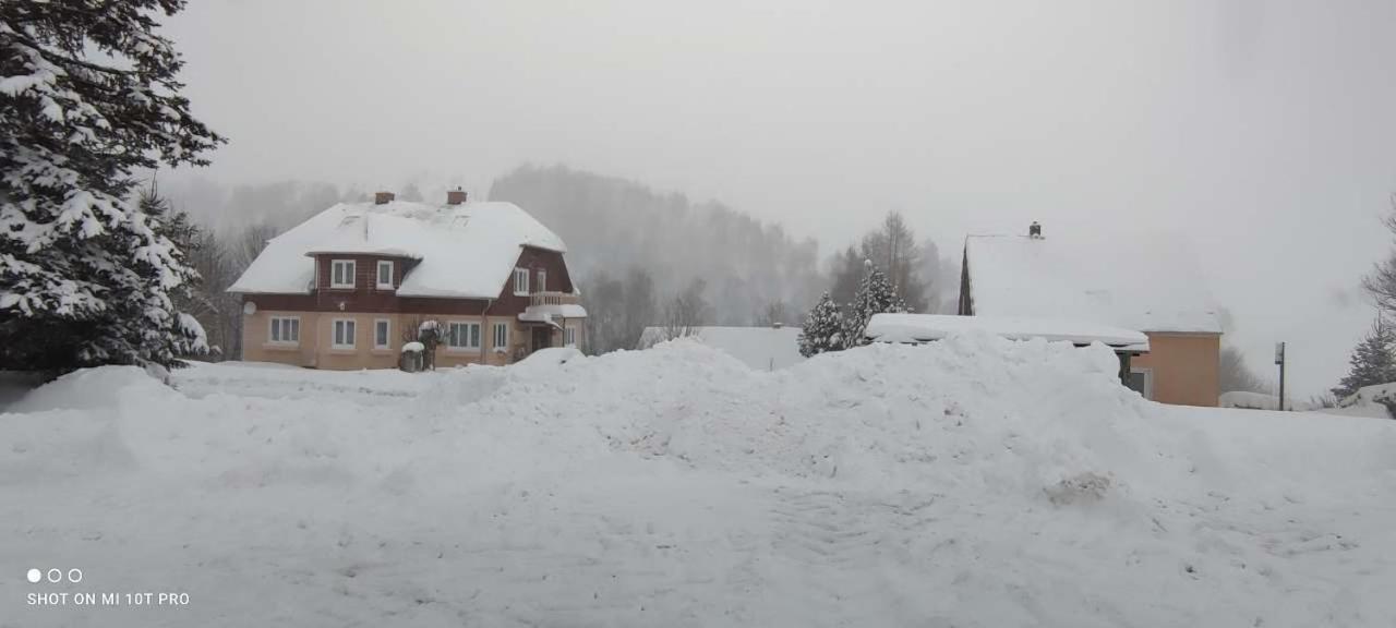 Holiday Home Moldava Exterior foto